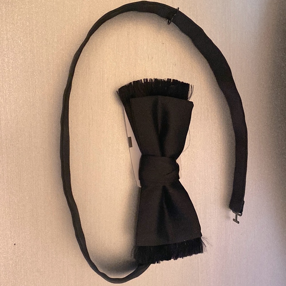 Monsieur Jean Yves Fringed Silk Bow Tie